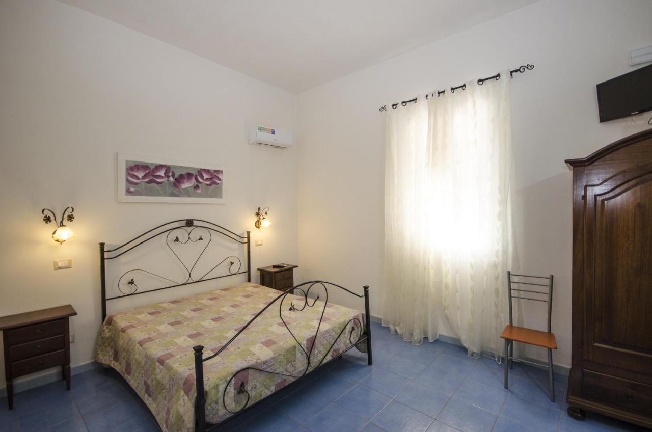 Appartamenti Da Clarissa Macari Buitenkant foto