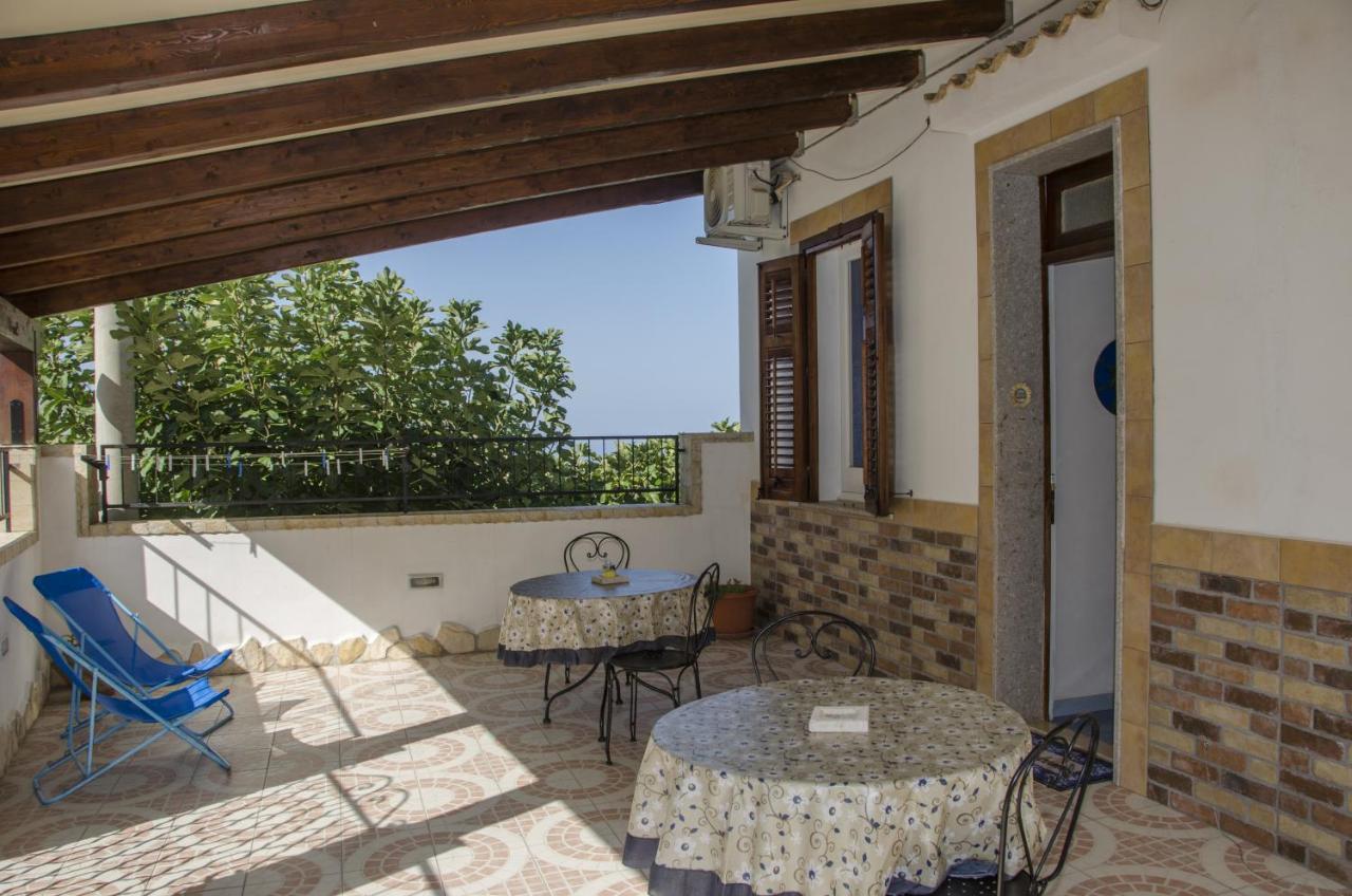 Appartamenti Da Clarissa Macari Buitenkant foto