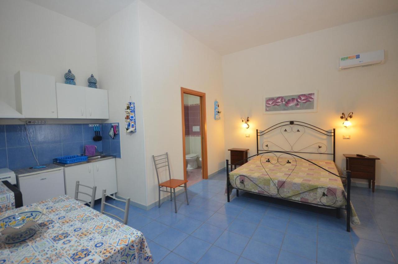 Appartamenti Da Clarissa Macari Buitenkant foto