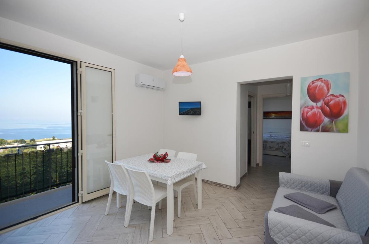 Appartamenti Da Clarissa Macari Buitenkant foto